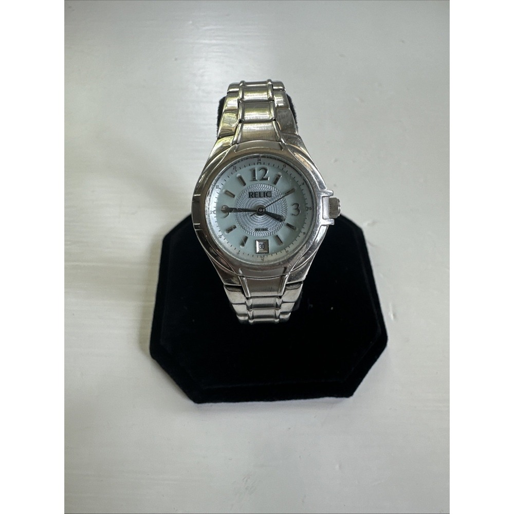 Relic Watch Women 27mm Silver Tone Date Blue MOP Dial 50M WR New Battery 6.25"